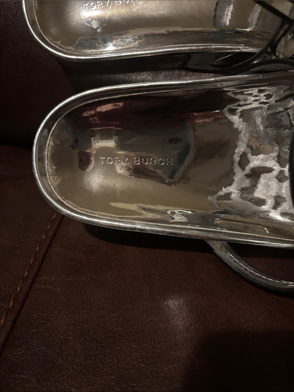 Tory Burch Metallic Silver Logo Thong Sandals - Picture 4 of 10